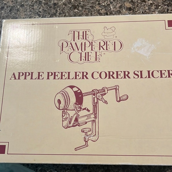 Pampered Chef Kitchen Pampered Chef Apple Peeler Corer Slicer Poshmark